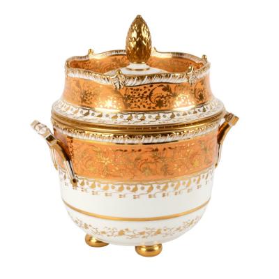 A Coalport ice pail, cover and