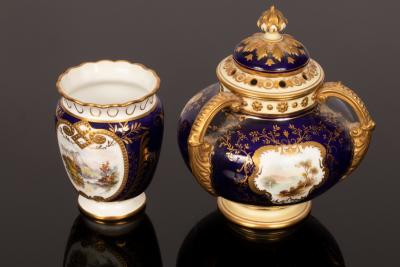 A Coalport pot pourri decorated
