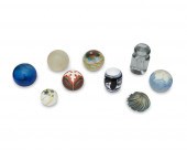 A COLLECTION OF ART GLASS PAPE