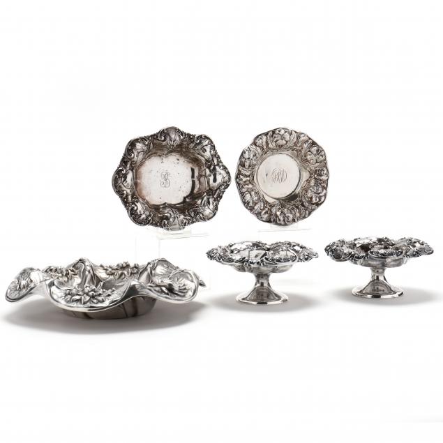 A COLLECTION OF ART NOUVEAU