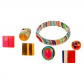 A COLLECTION OF BAKELITE & PLA