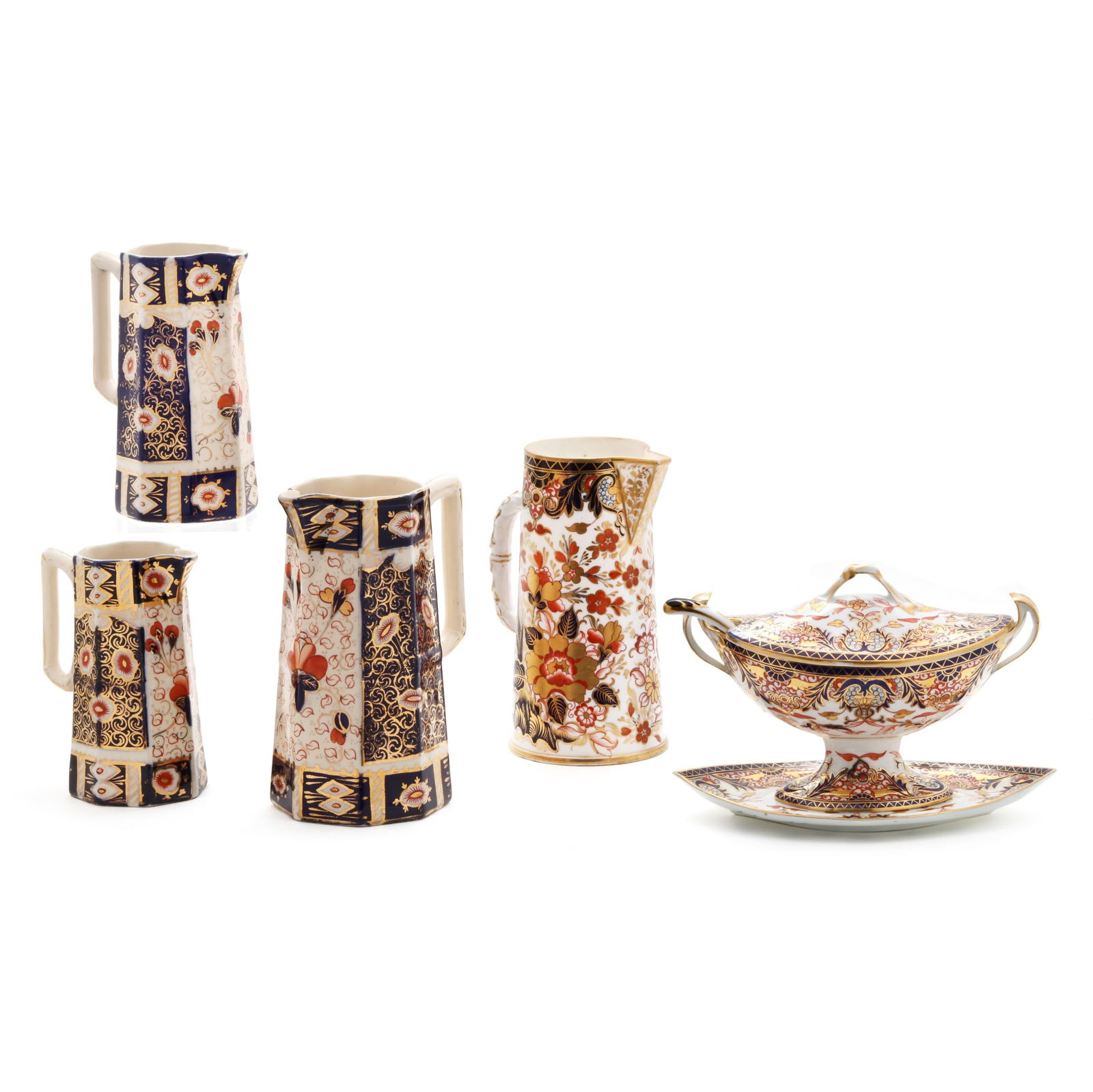 A COLLECTION OF ENGLISH IMARI