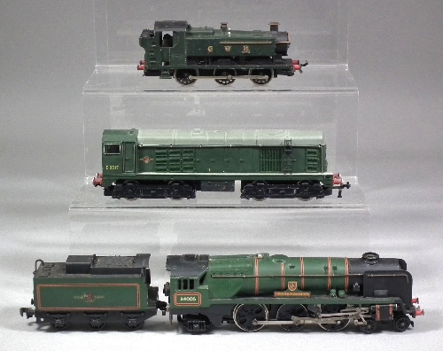 A collection of Hornby 'OO' gauge