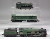 A collection of Hornby 'OO' ga