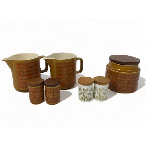 A COLLECTION OF HORNSEA STORAGE