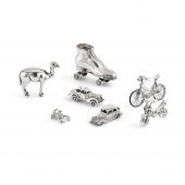 A COLLECTION OF MINIATURE NOVE