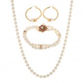 A COLLECTION OF PEARL & GEMSTO
