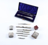A COLLECTION OF SILVER AND SIL