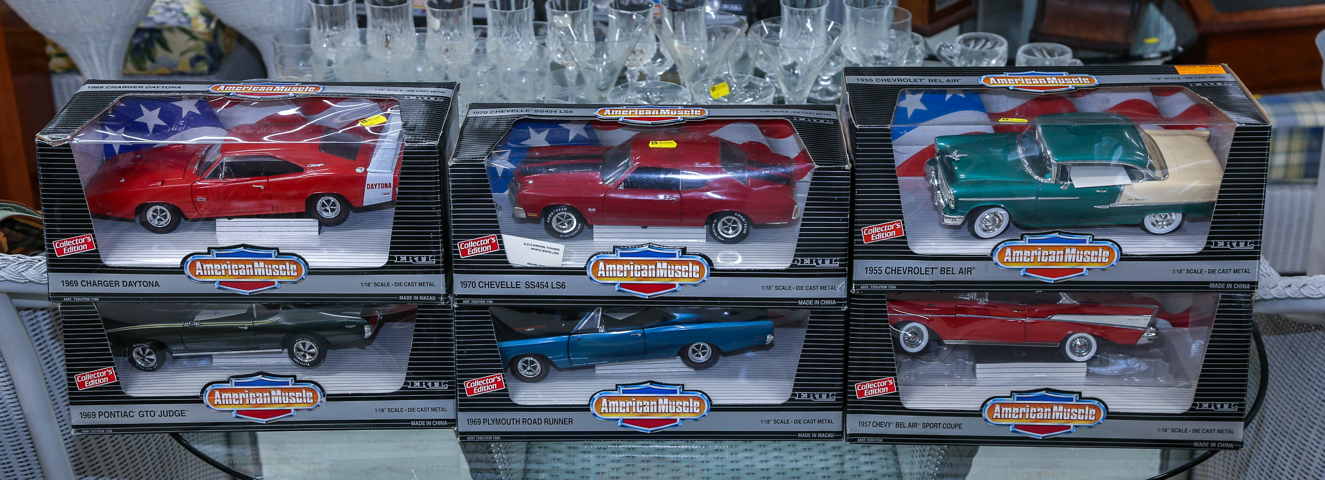 A COLLECTION OF SIX DIE- CAST