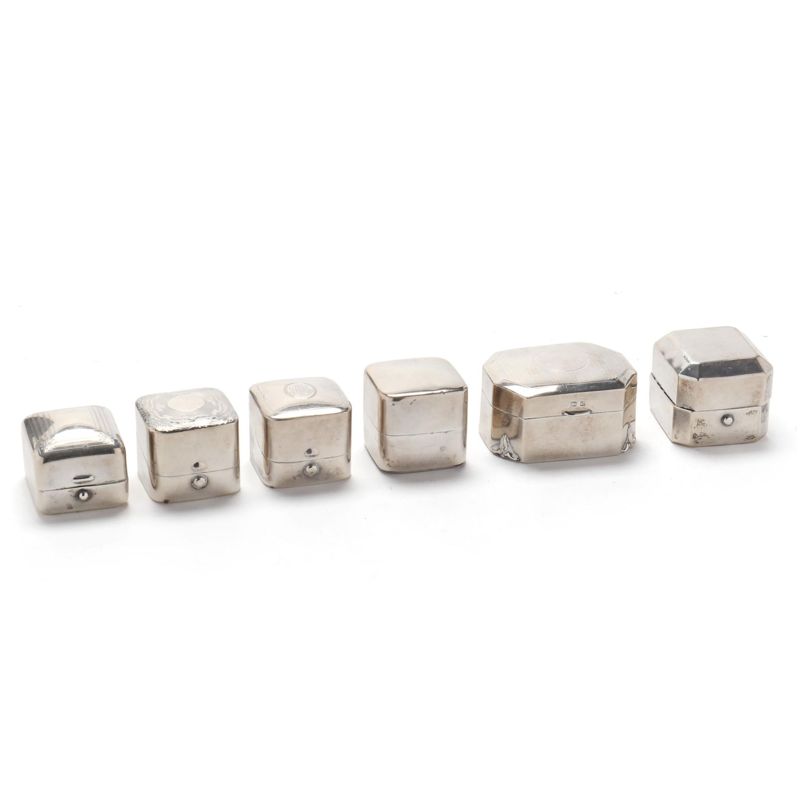 A COLLECTION OF SIX STERLING SILVER