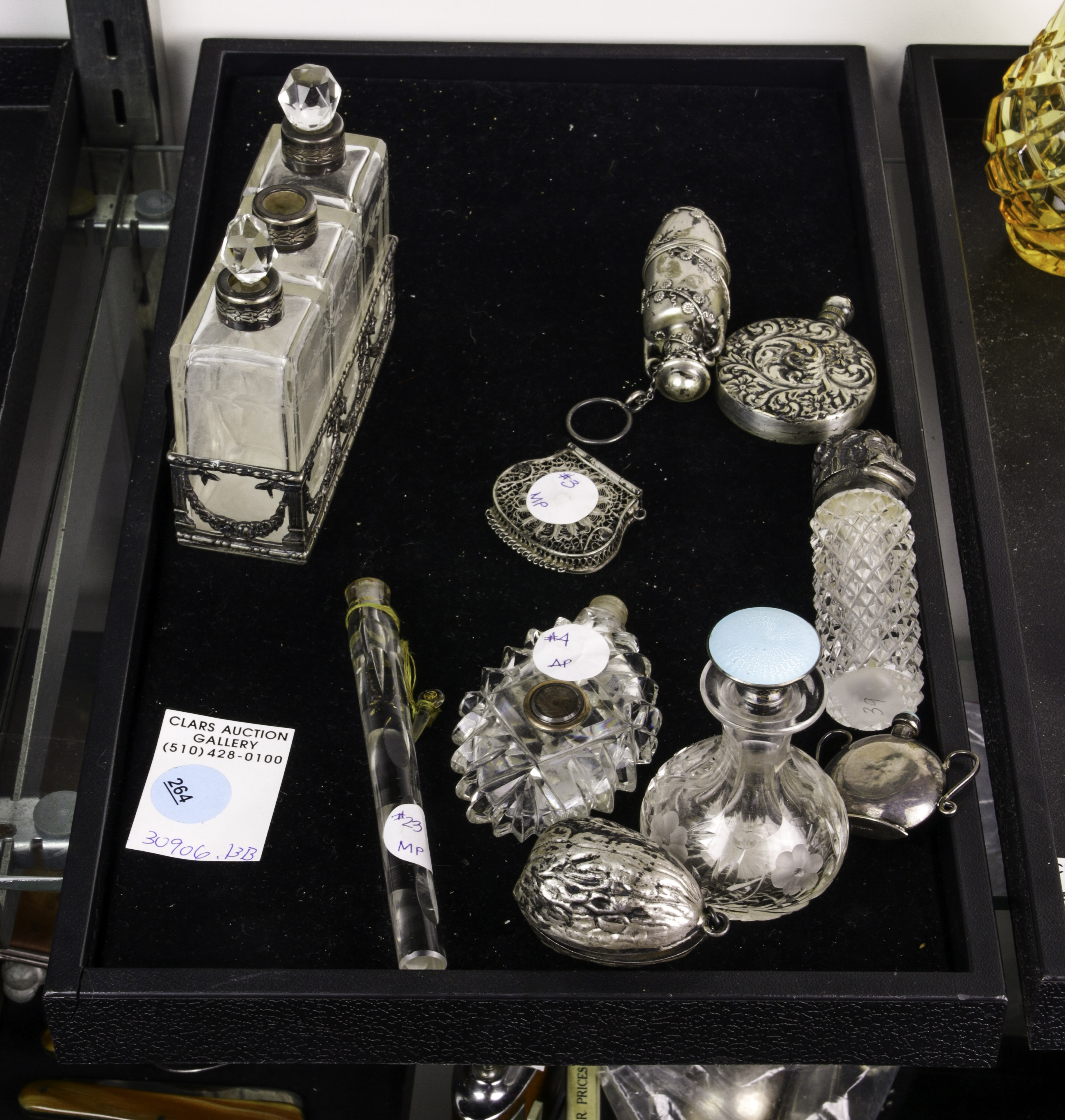 A COLLECTION OF STERLING SILVER AND