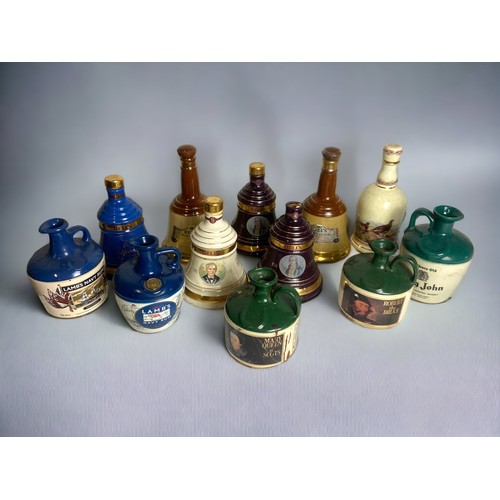 A COLLECTION OF TWELVE STONEWARE