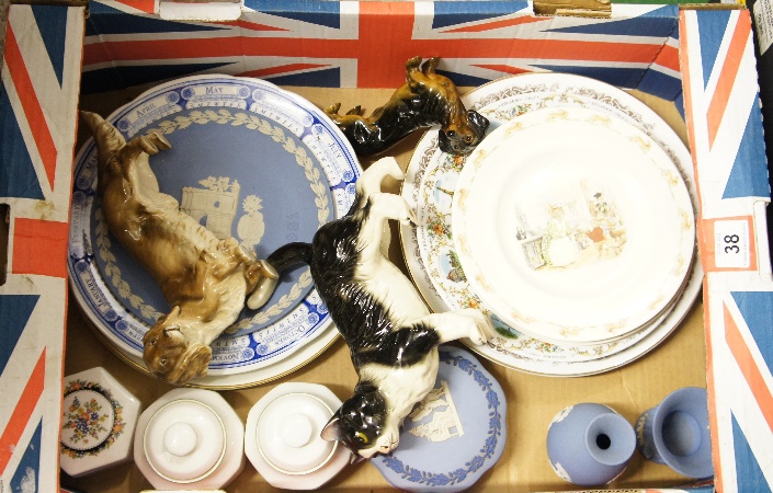 A Collection of various pottery