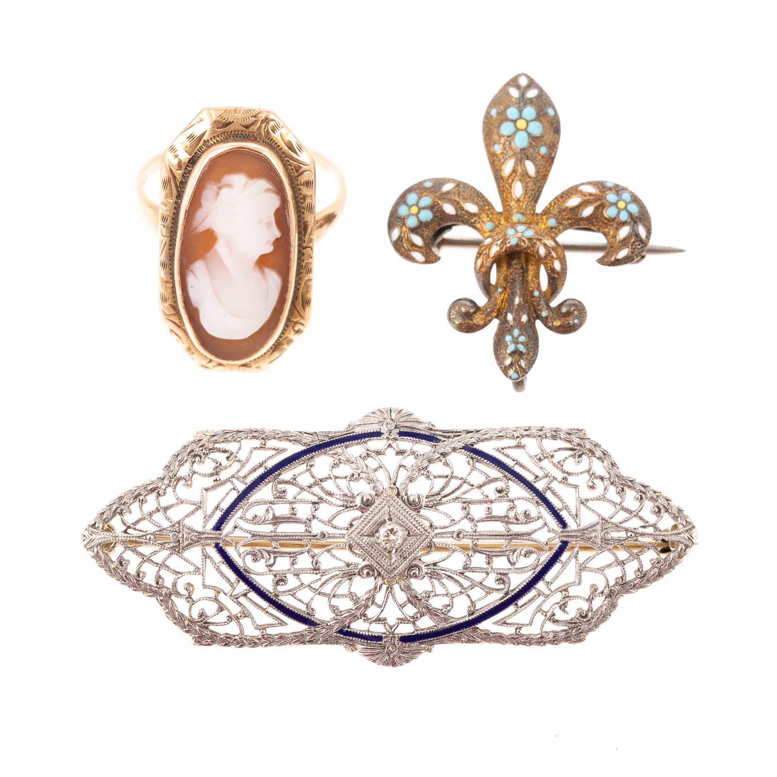 A COLLECTION OF VINTAGE JEWELRY