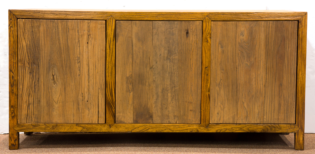 A CONTEMPORARY CREDENZA A
