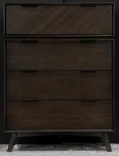 A CONTEMPORARY FOUR DRAWER CHE