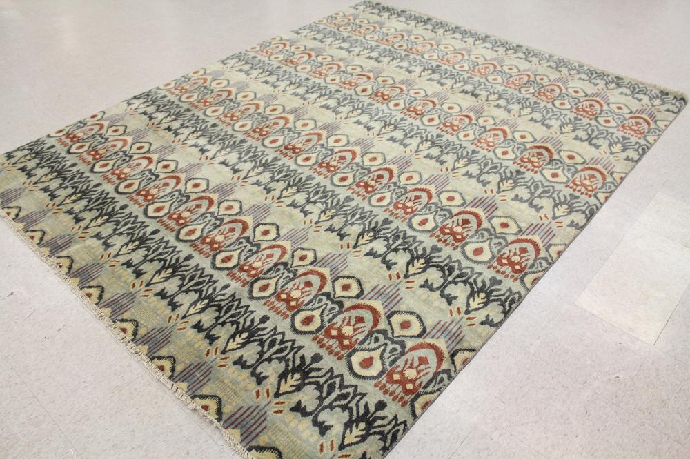 A CONTEMPORARY HAND KNOTTED INDIA