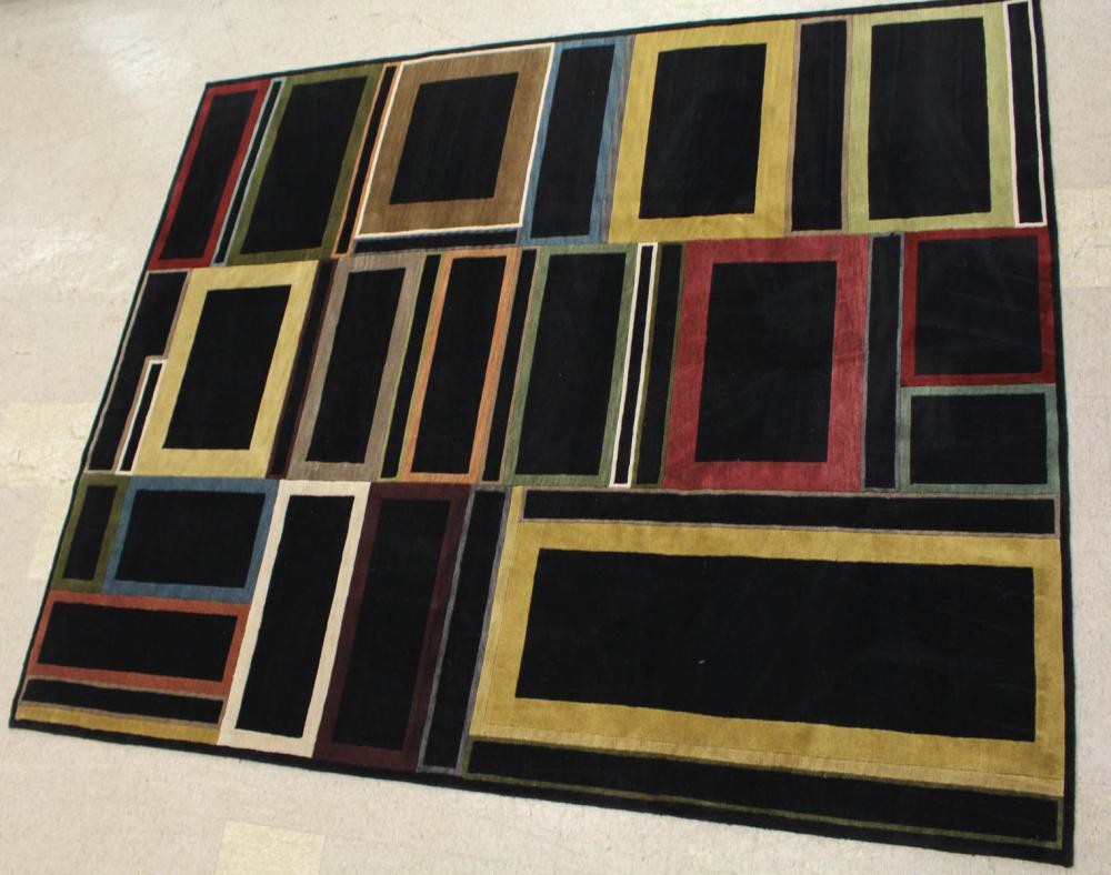 A CONTEMPORARY HAND KNOTTED
