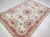 A CONTEMPORARY PERSIAN WOOL AN