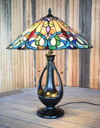A contemporary Quoizel table lamp
