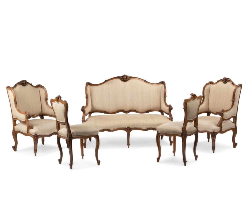 A CONTINENTAL CARVED WOOD PARLOR