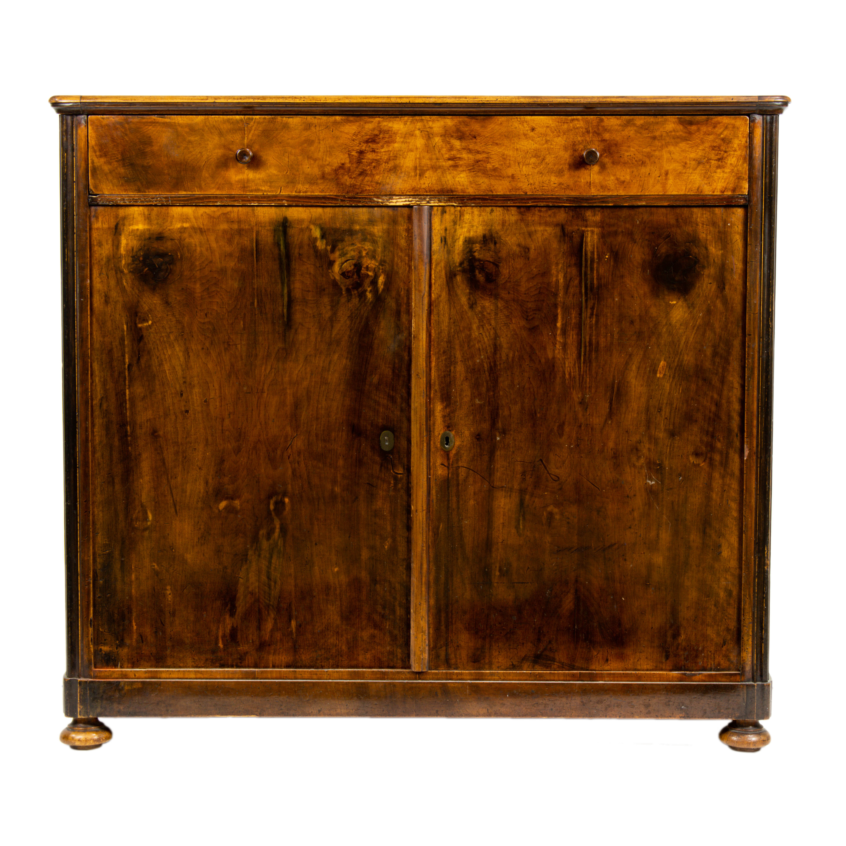 A CONTINENTAL CHEST CIRCA 1800 A
