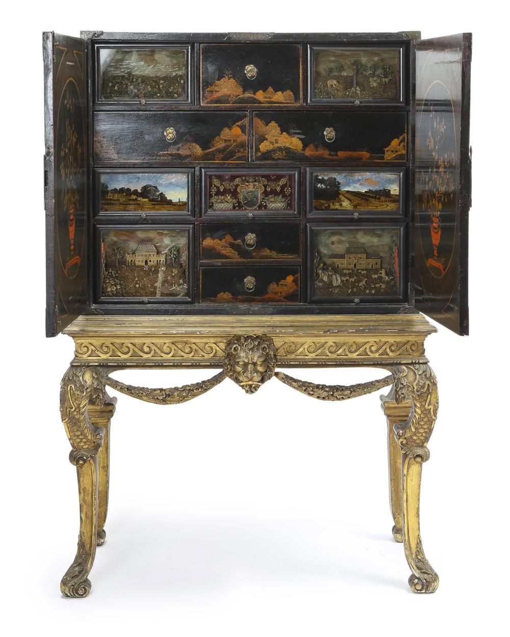 A CONTINENTAL CHINOISERIE CURIO