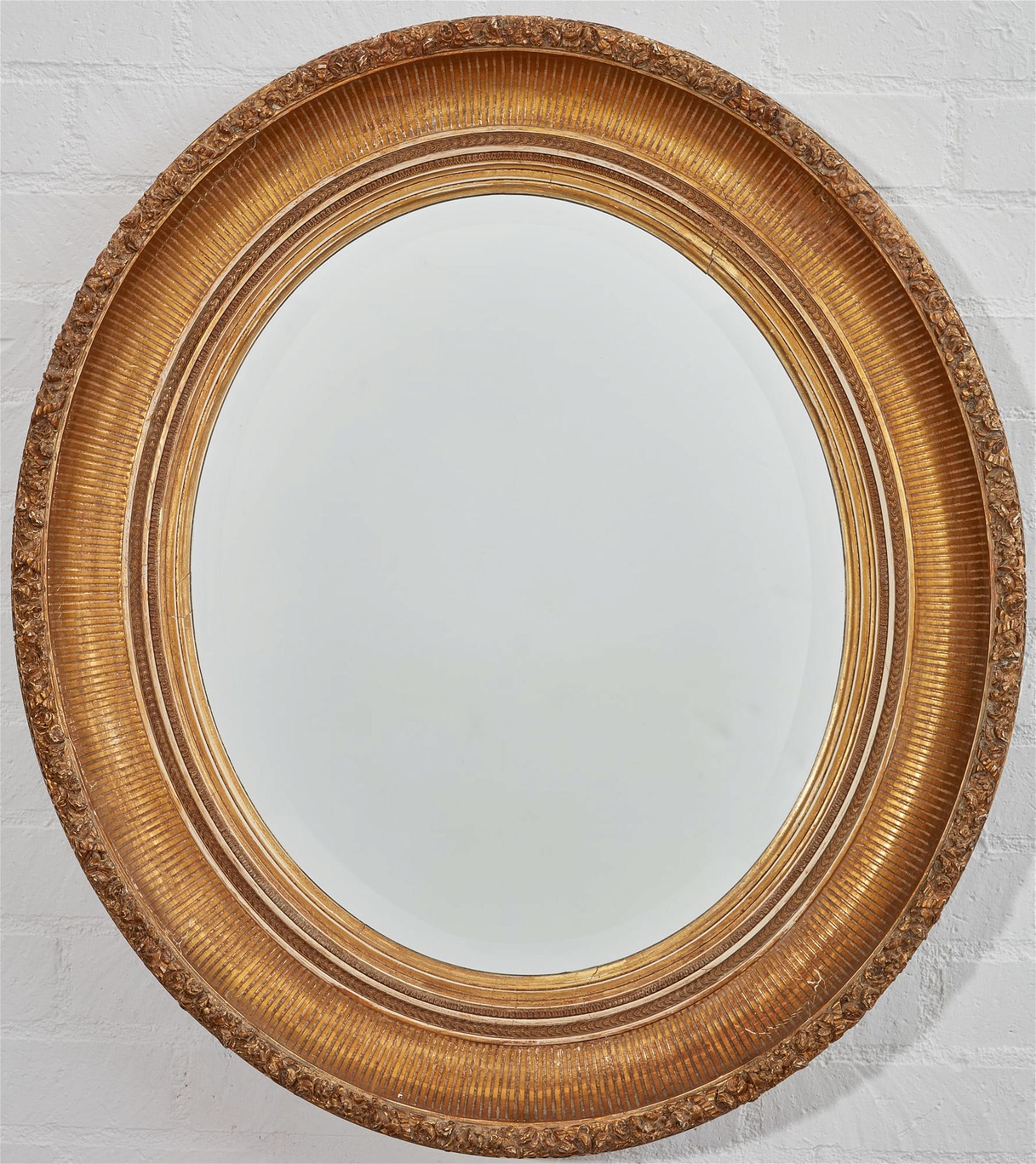 A CONTINENTAL GILTWOOD AND GESSO