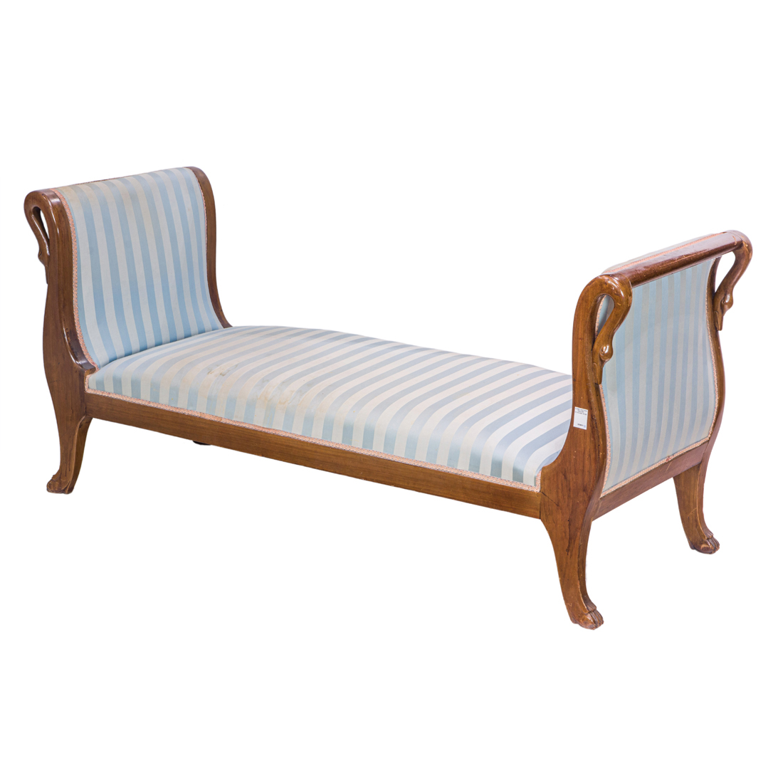A CONTINENTAL MAHOGANY DAYBED A