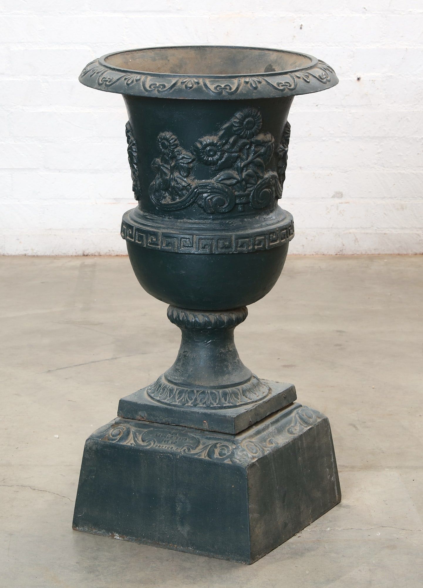 A CONTINENTAL NEOCLASSICAL STYLE