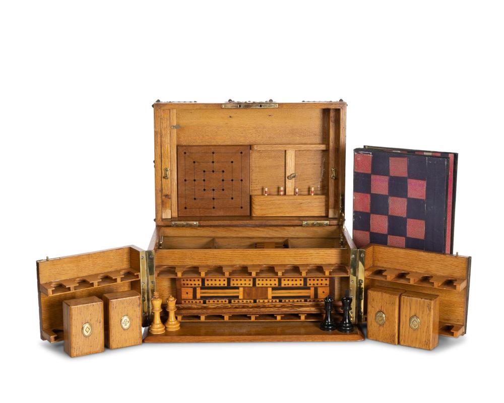 A CONTINENTAL OAK GAMING BOXA