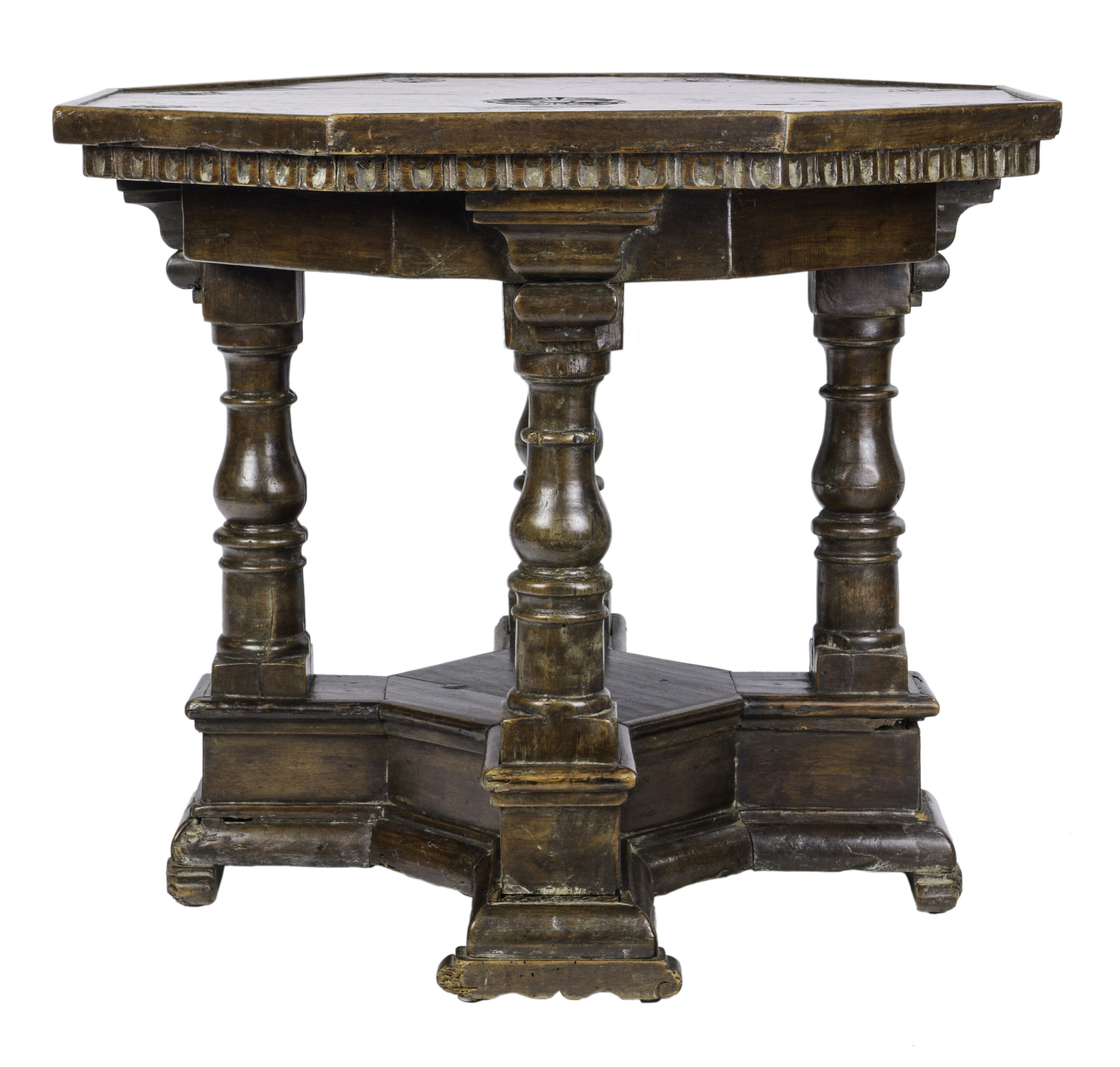 A CONTINENTAL OCTAGONAL