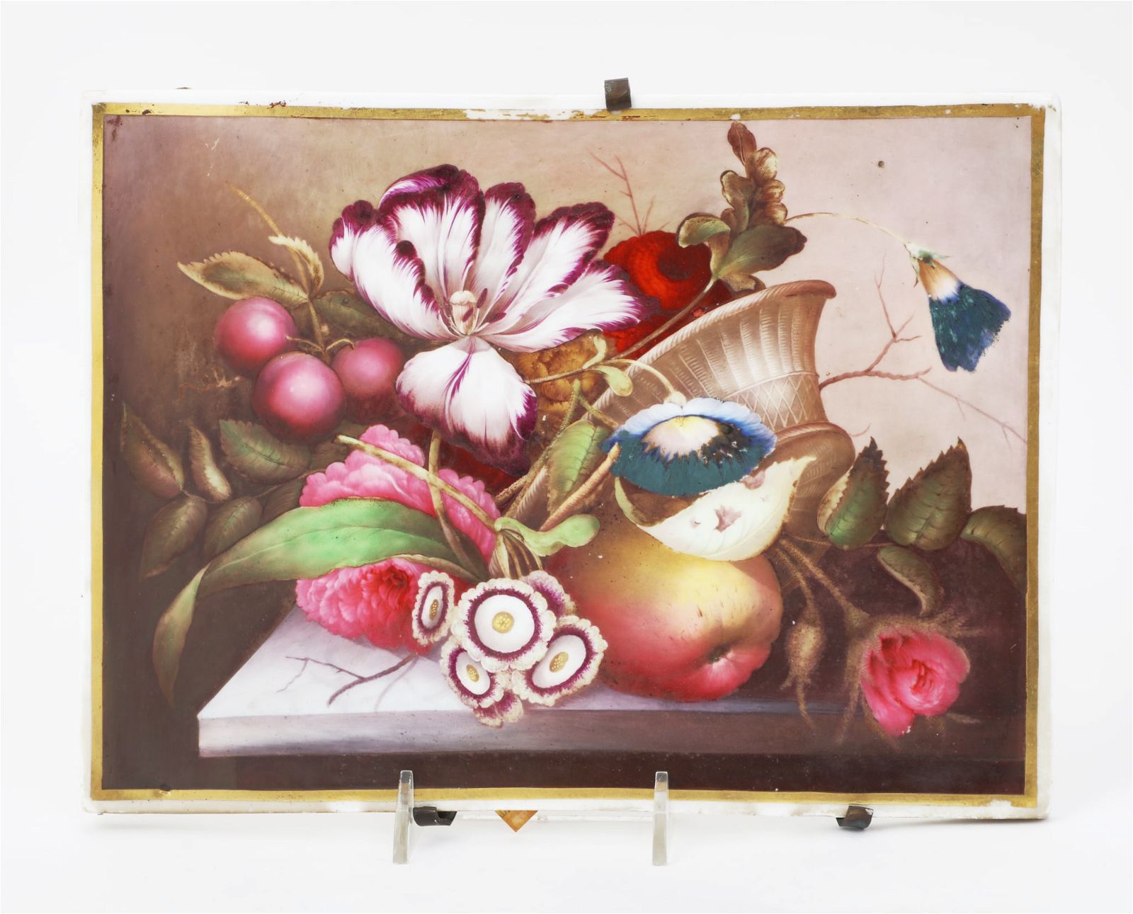 A CONTINENTAL PORCELAIN FLORAL