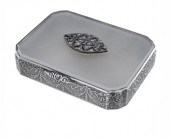 A CONTINENTAL SILVER SNUFF BOX