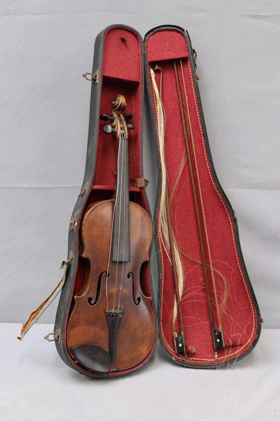 A COPY OF A JOSEPH GUARNERIUS