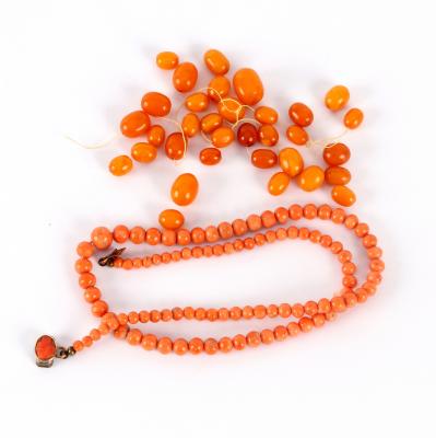 A coral bead necklace, the