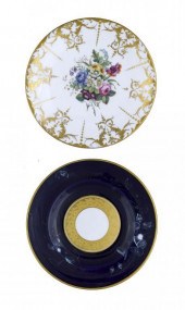 A CROWN DERBY PLATE<br />
pai
