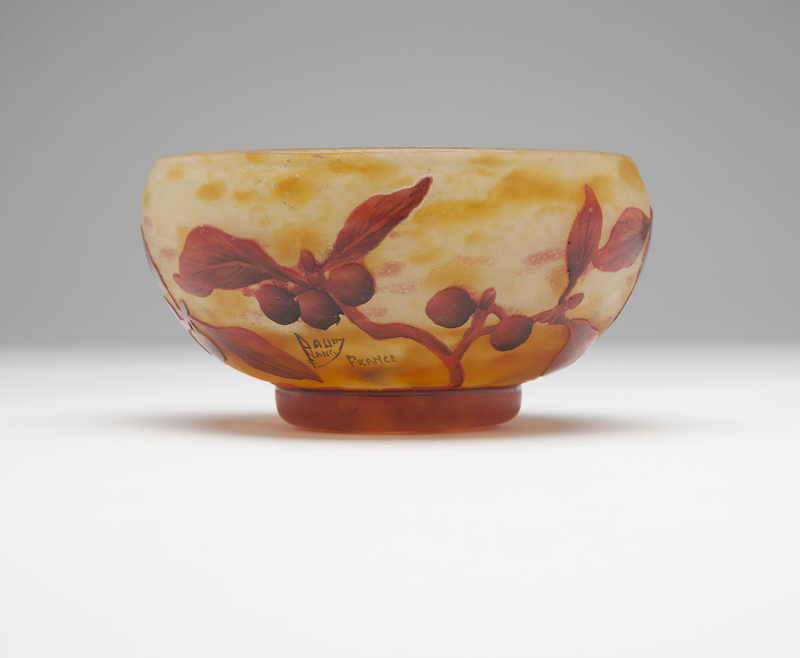 A Daum cameo glass bowl Circa