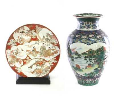 A decorative Chinese baluster vase,