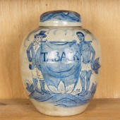 A DELFT STYLE BLUE AND WHITE T