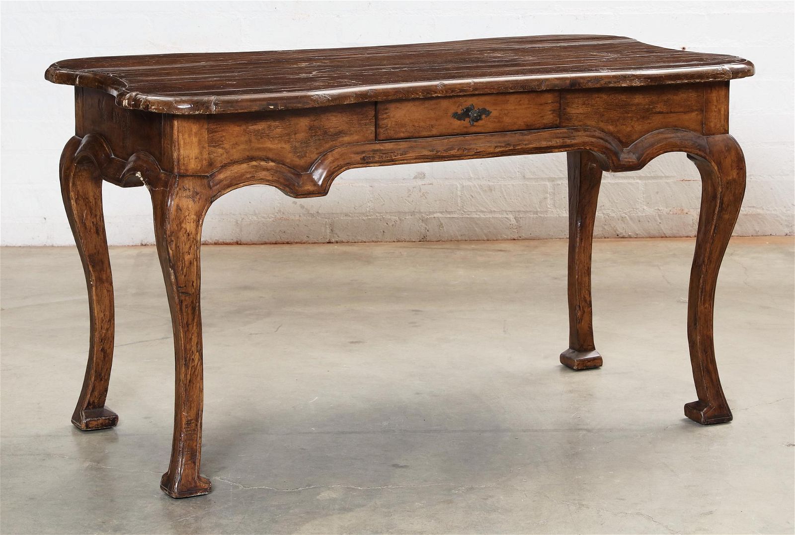 A DENNIS & LEEN ROCOCO STYLE WALNUT