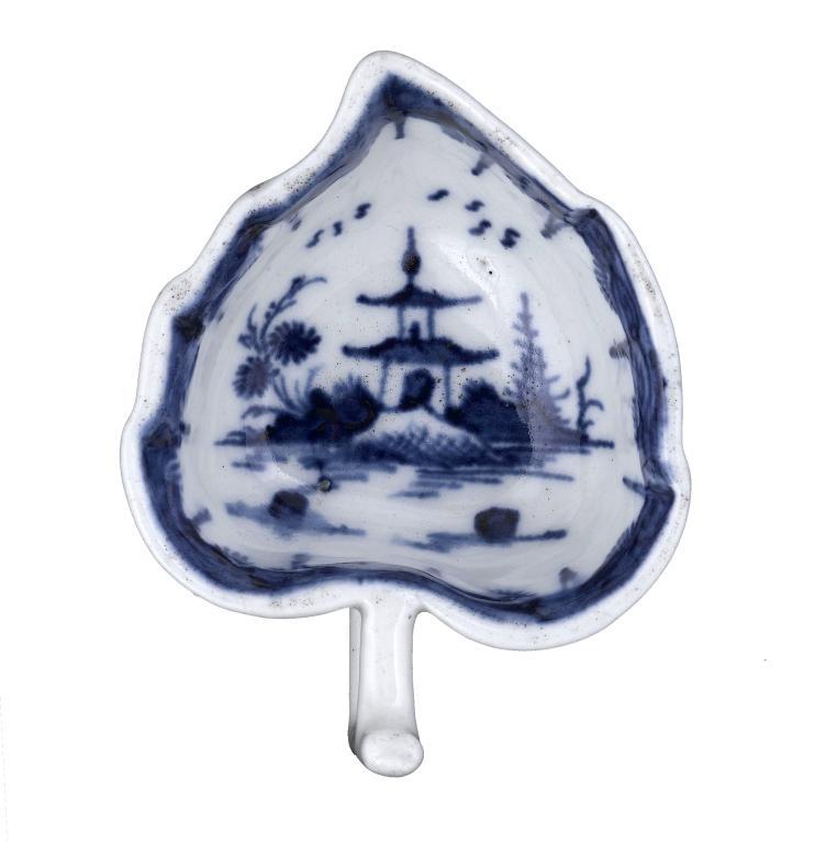 A DERBY BUTTER BOAT of leaf shape