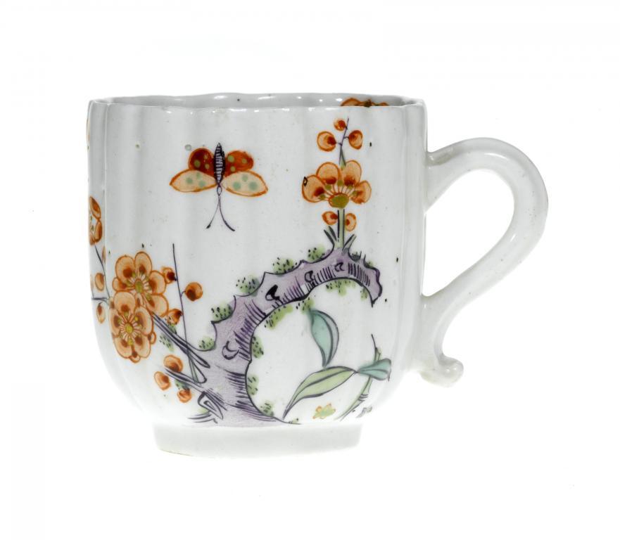 A DERBY COFFEE CUP of reeded form