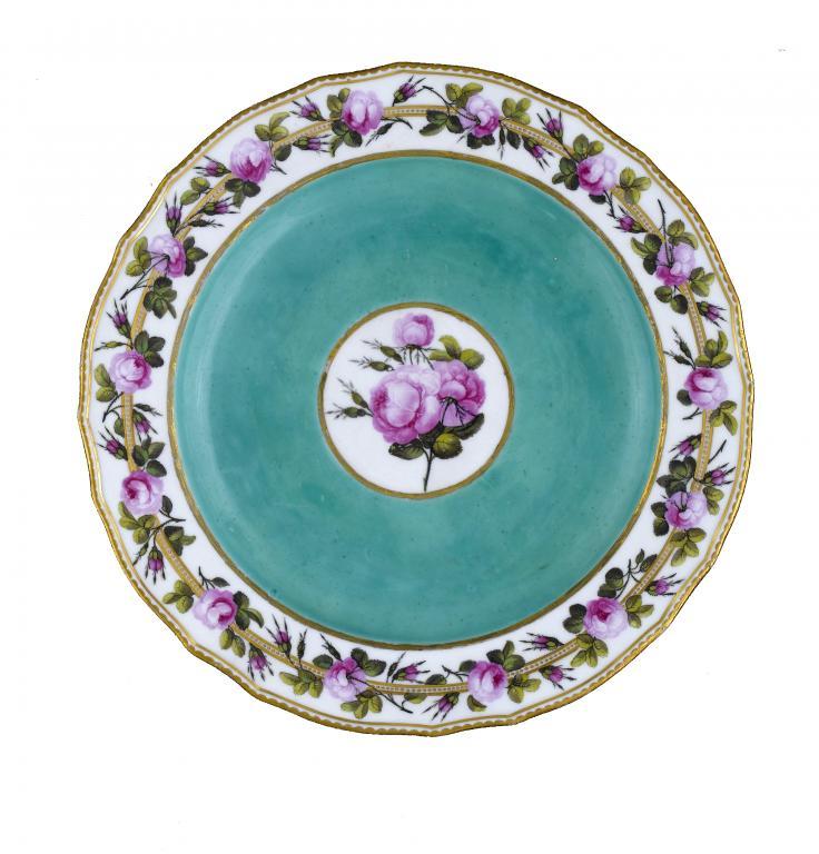 A DERBY GREEN GROUND PLATE  of