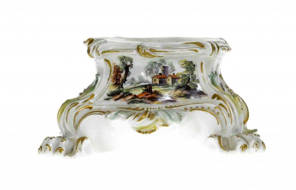 A DERBY PEDESTAL of bombé form, the