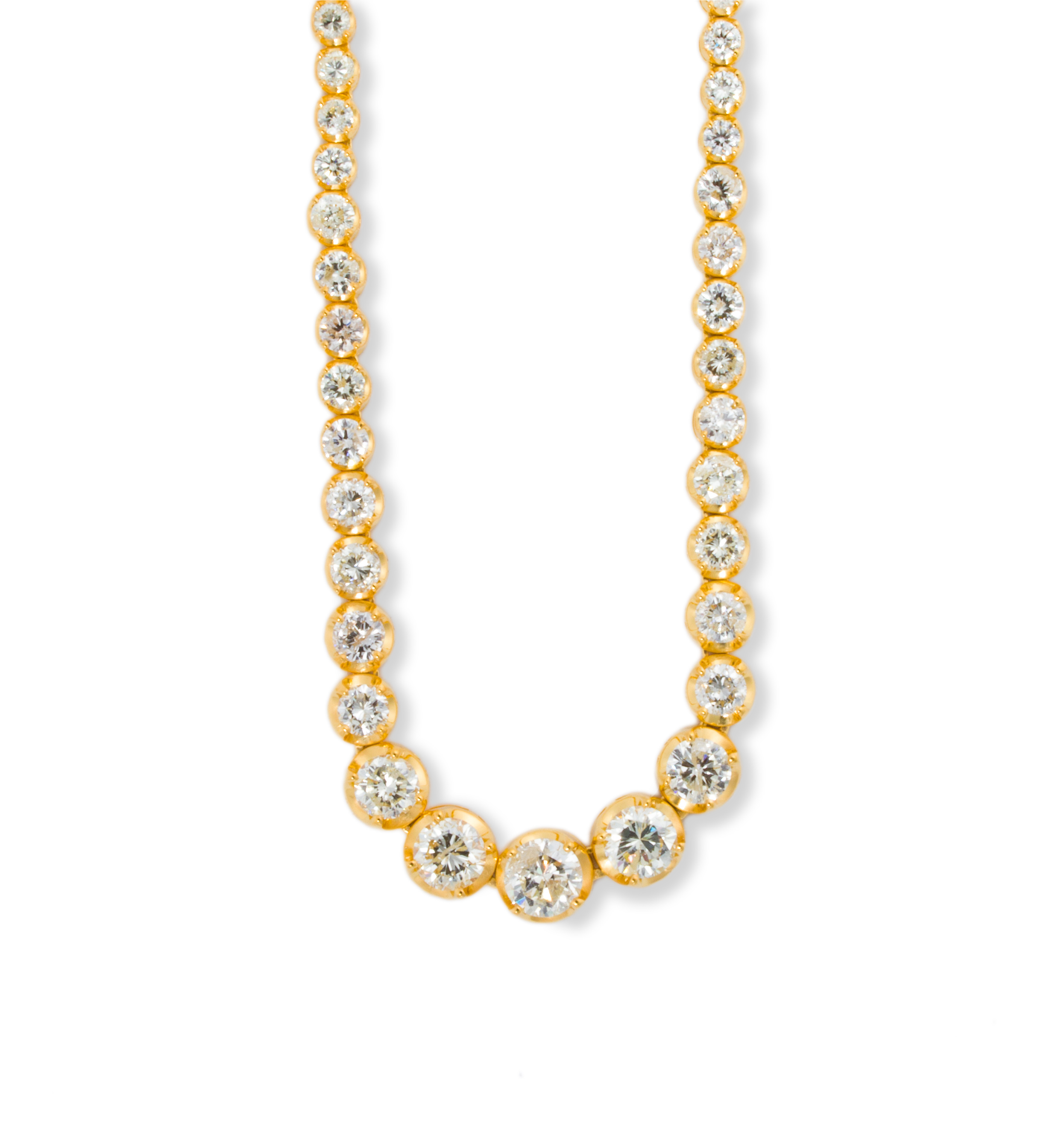 A DIAMOND AND EIGHTEEN KARAT GOLD