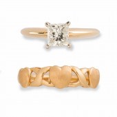 A DIAMOND AND FOURTEEN KARAT G