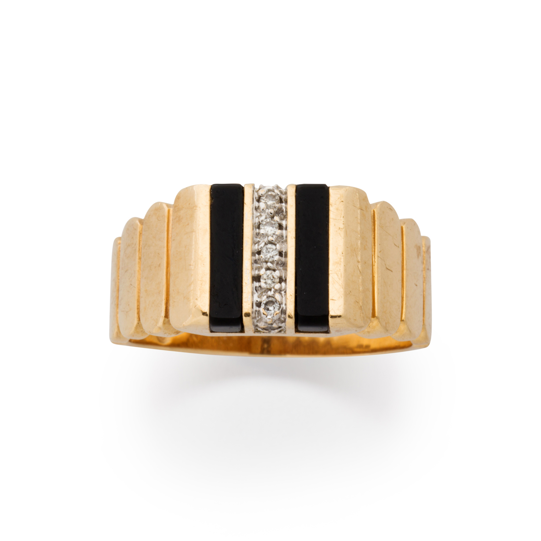 A DIAMOND, BLACK CHALCEDONY AND