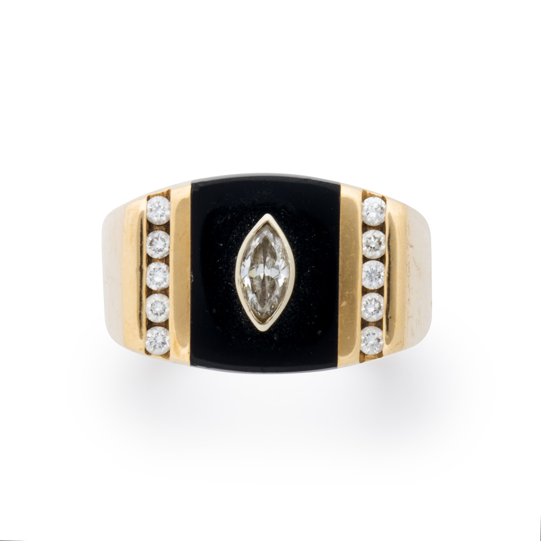 A DIAMOND, BLACK CHALCEDONY AND