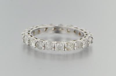 A Diamond Eternity Band 18k white